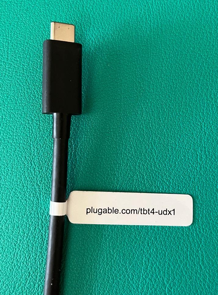 001_tbt4-udx1_cable_flag