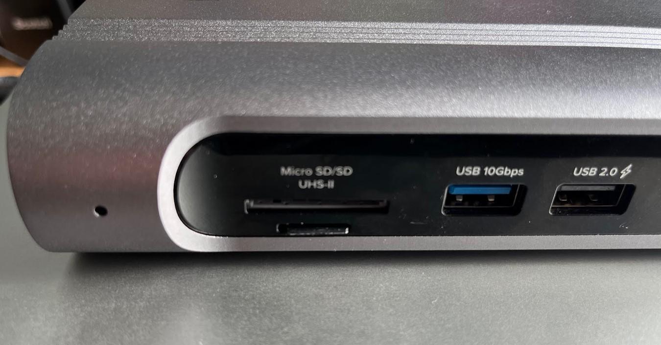 tbt4-udz microsd card fully inserted label down