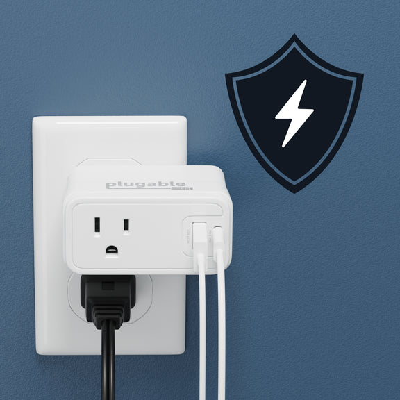A image of the PS1-CA1 connected to an outlet with USB cables connected to it and a energy protection symbol.